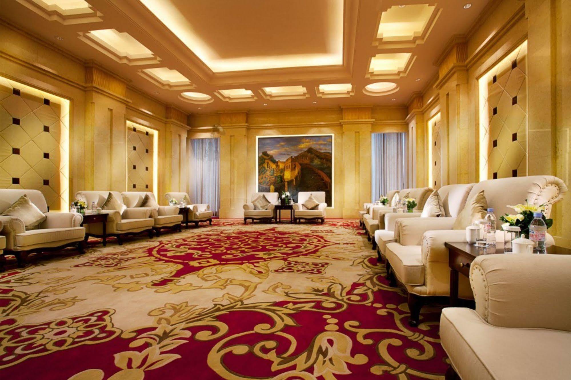 Wyndham Grand Qingdao Hotel Interior foto